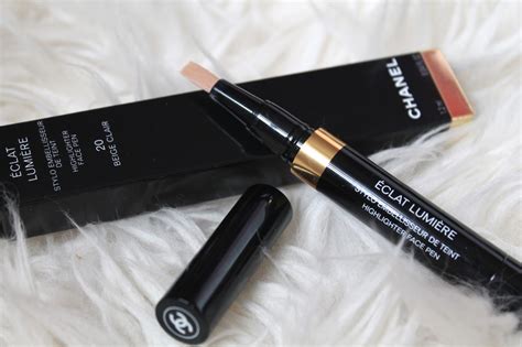 chanel eclat lumiere swatches|Chanel cheek and face highlighter.